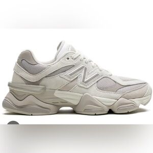 New Balance Women's White Sneakers 9060 Grey Beige